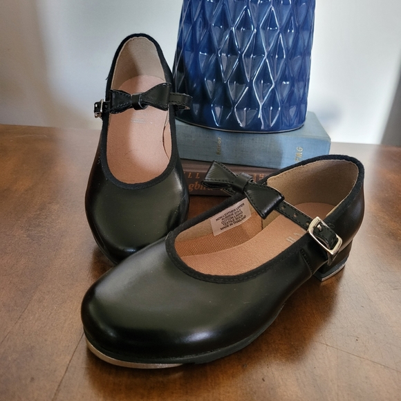 Merry Jane Tap shoes - Picture 1 of 7